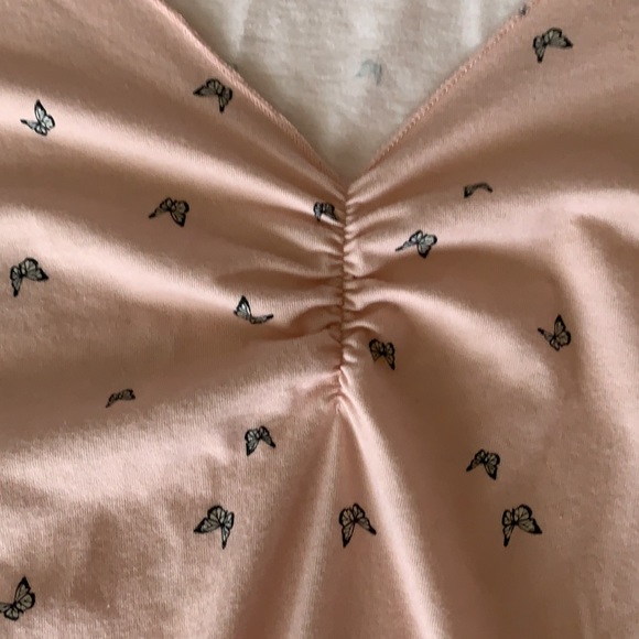 Pink butterfly crop top - Picture 2 of 3